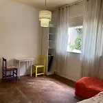 Quarto De Casal Em Apartamento Completo,Compartilhado